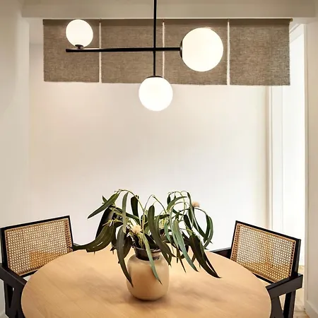Akita - 2 Bedrooms, Terrace In Eixample Esquerra Appartement *