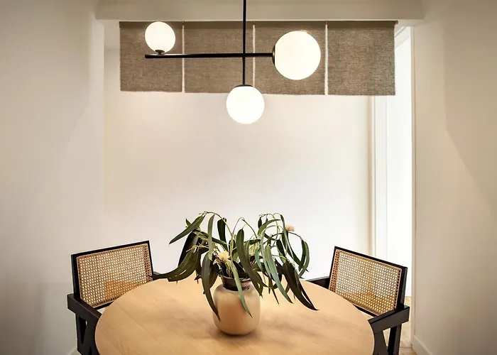 Akita - 2 Bedrooms, Terrace In Eixample Esquerra Apartment *