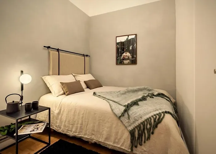 Akita - 2 Bedrooms, Terrace In Eixample Esquerra *